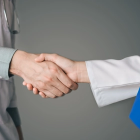 6 октября - Международный день врача: благодарность и признание