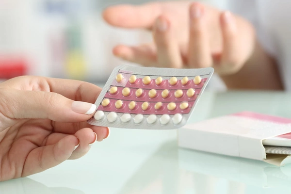 Что делает противозачаточные таблетки менее эффективными